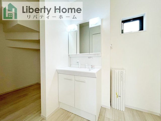 水戸市本町1期　新築戸建の独立洗面台