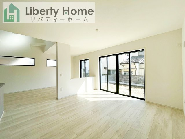 水戸市本町1期　新築戸建の居間・リビング