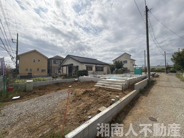 平塚市南豊田第5　新築一戸建て　全2棟の前面道路含む現地写真|前面道路含む現地写真です
