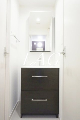 【洗面所】 | リブリ・ルームス新千葉 | 洗面台です。