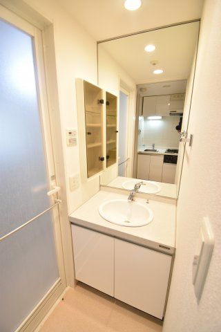 QCフラット北堀江の洗面所