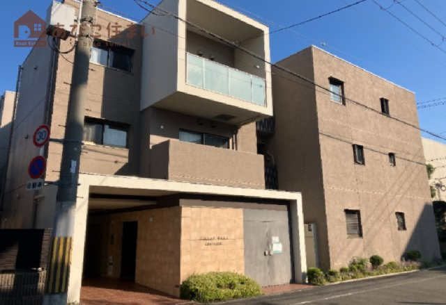 コーラルリーフ住吉の外観