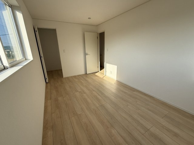 今宿東3丁目　新築戸建　6棟の洋室|洋室7.5帖
