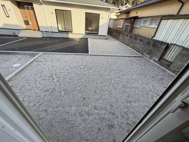 今宿東3丁目　新築戸建　6棟の庭