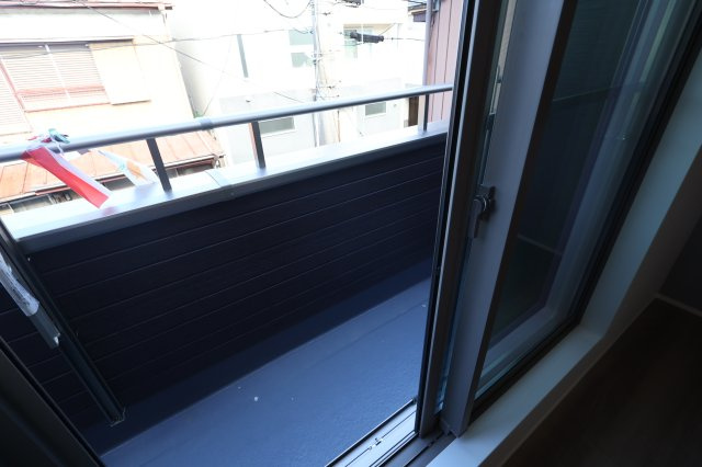 南区大谷場２丁目3-7(1号棟)新築一戸建てライフバディ サンセリテのバルコニー|撮影日 2025年10月23日 13:25 晴れ