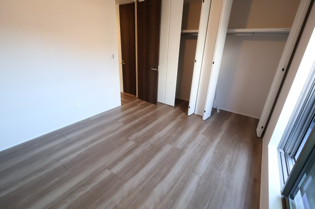 南区大谷場２丁目3-7(1号棟)新築一戸建てライフバディ サンセリテの洋室|撮影日 2025年10月23日 13:25 晴れ