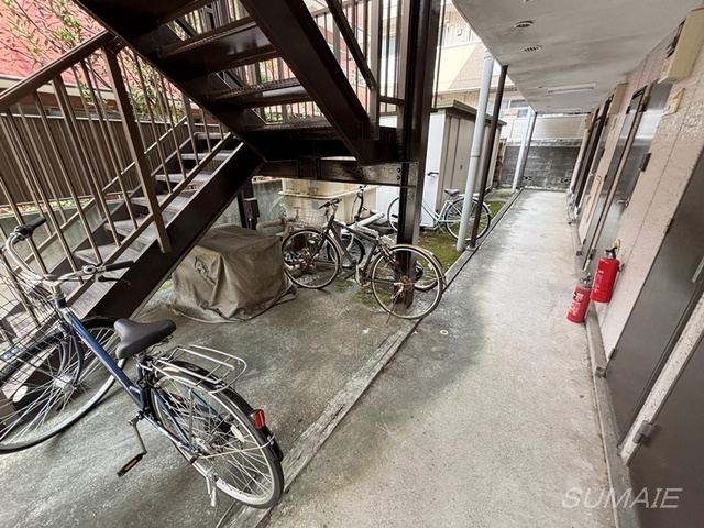 鈴木ハイツのその他共用部分|自転車置き場です