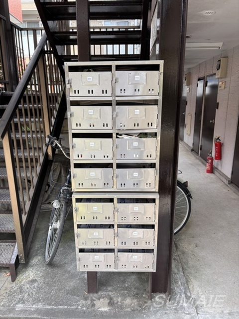 鈴木ハイツのその他共用部分|集合郵便受けです