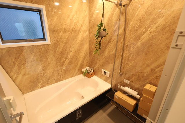 南区大谷場２丁目3-7新築一戸建てライフバディ サンセリテの浴室|撮影日 2025年10月23日 13:20 晴れ