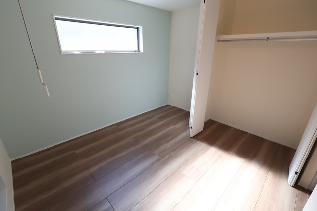 南区大谷場２丁目3-7新築一戸建てライフバディ サンセリテの洋室|撮影日 2025年10月23日 13:20 晴れ