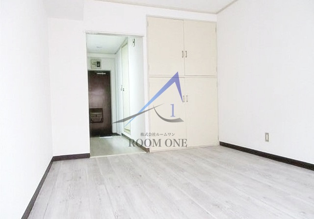 スプリングハイツ弥生の居間・リビング|洋室のお部屋です。