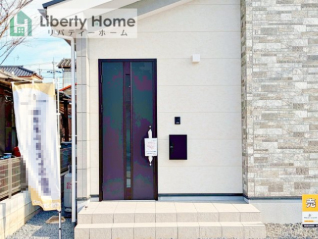 水戸市小吹町1期　新築戸建のエントランス