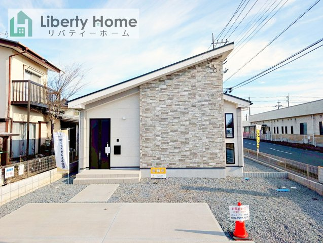 水戸市小吹町1期　新築戸建の駐車場