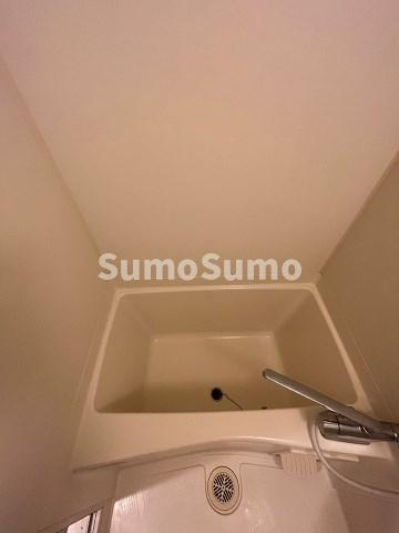 ジュネーゼグラン上本町の浴室|きれいなお風呂です