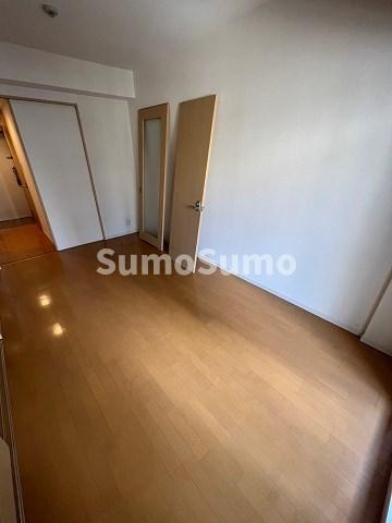 ジュネーゼグラン上本町の寝室|落ち着いて過ごせるお部屋なので、寝室にいかがでしょうか