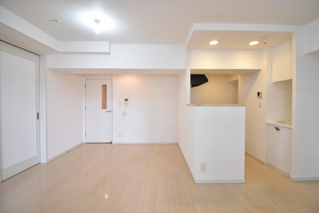 クロスレジデンス大阪新町の内装