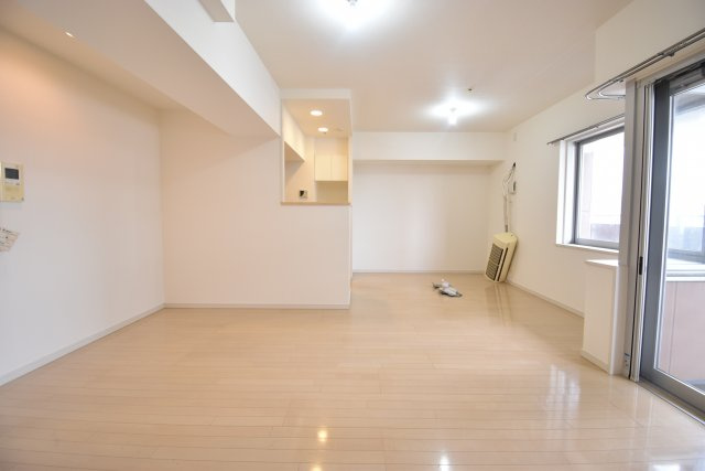 クロスレジデンス大阪新町