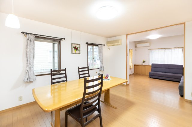 【居間・リビング】 | 小牧市光ケ丘2丁目64-8