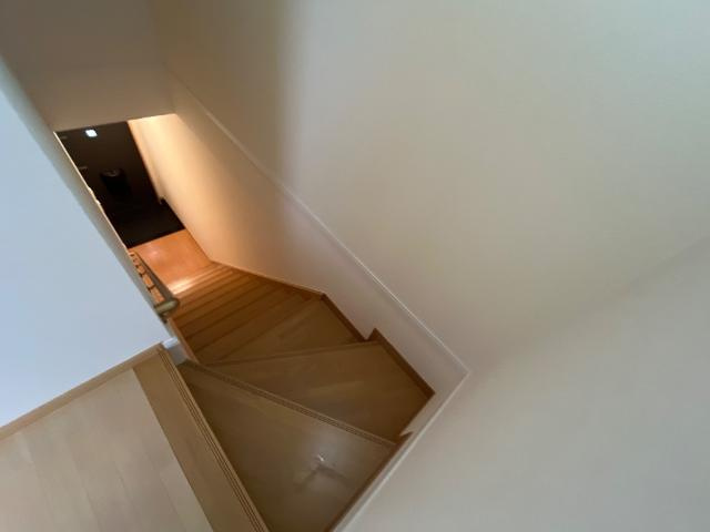 ＢＪ・スタシィオンのその他|階段