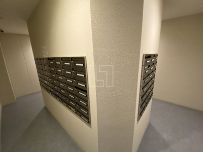 【その他共用部分】 | ブランズタワーウェリス心斎橋NORTH | ブランズタワーウェリス心斎橋NORTH　メールボックス