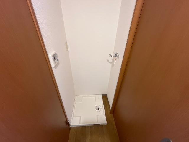 プリムローズＡのその他|洗濯機置場