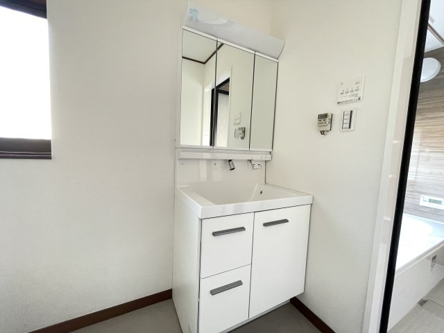 高崎市新町　中古1399の独立洗面台