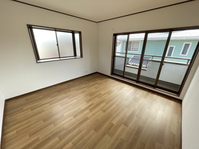 高崎市新町　中古1399の洋室