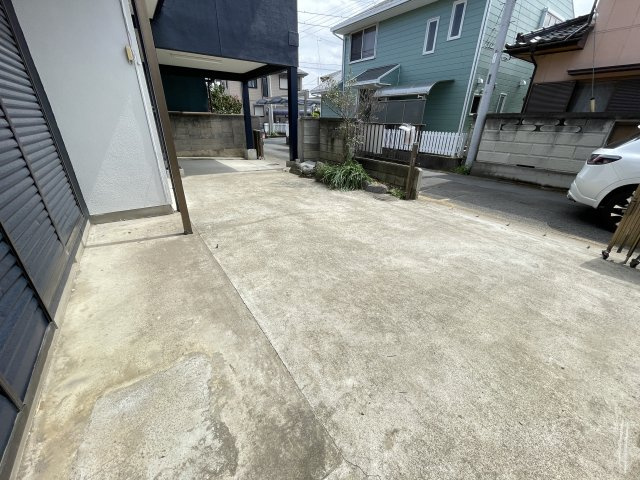 高崎市新町　中古1399の駐車場