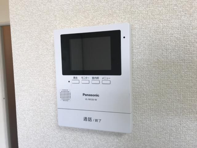 ウェストヴィラ橿原のセキュリティ|カメラ付インターホン
