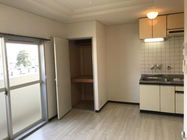 ウェストヴィラ橿原の居間・リビング|リビング