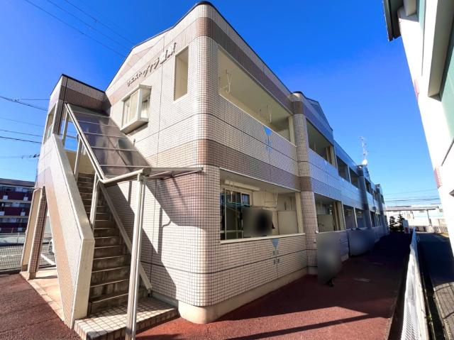 ウェストヴィラ橿原のエントランス|外観写真（昼）