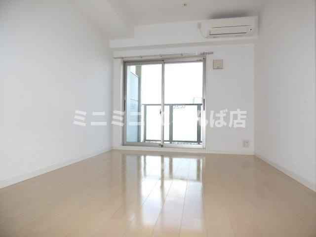 レオンコンフォート谷町六丁目の居間・リビング