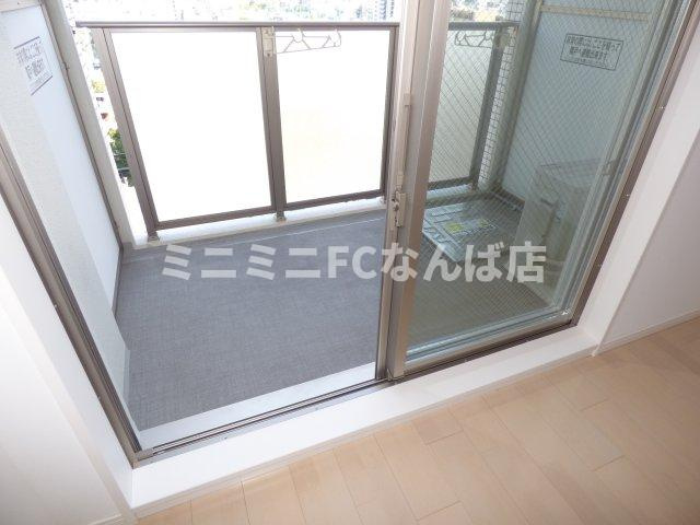 レオンコンフォート谷町六丁目のバルコニー