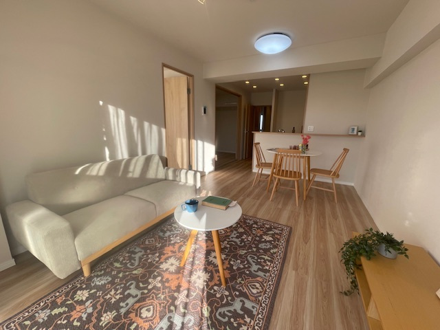 【居間・リビング】日商岩井竹の塚マンション 