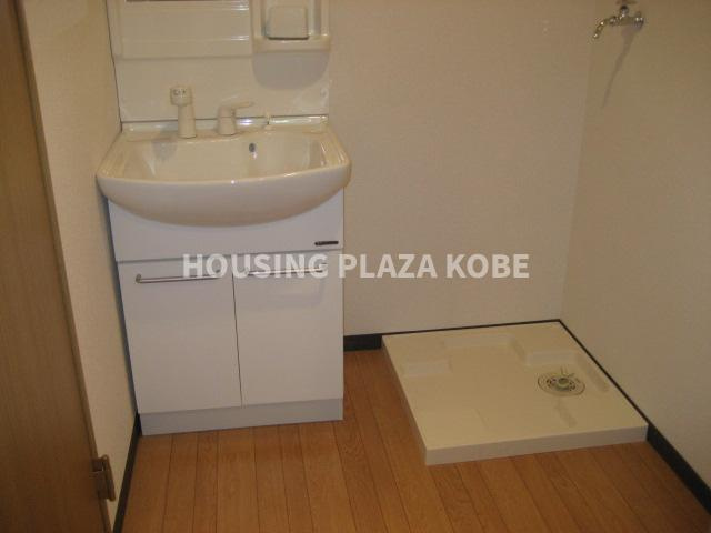 レディースゴールドハイツの洗面所