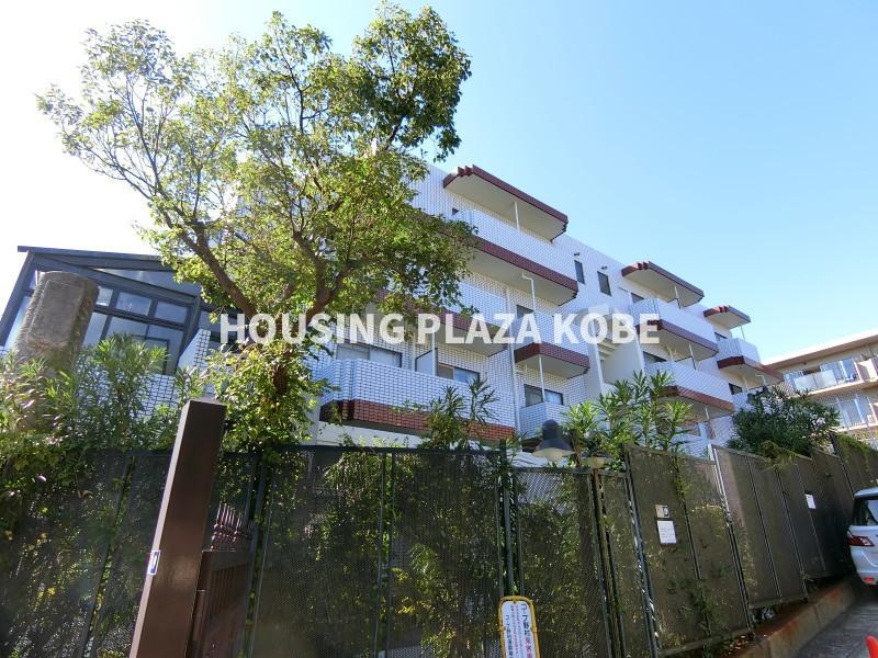 レディースゴールドハイツの外観