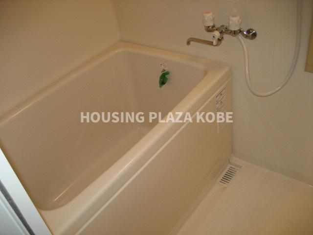 レディースゴールドハイツの浴室