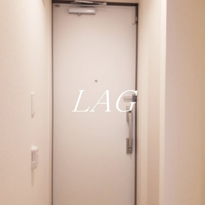 【玄関】 | リブリ・アザリア | 玄関です。