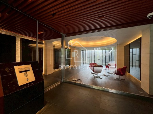 レオンコンフォート本町東Ⅱのロビー