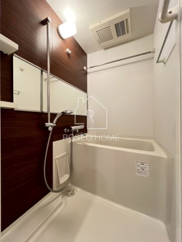 レオンコンフォート本町東Ⅱの浴室