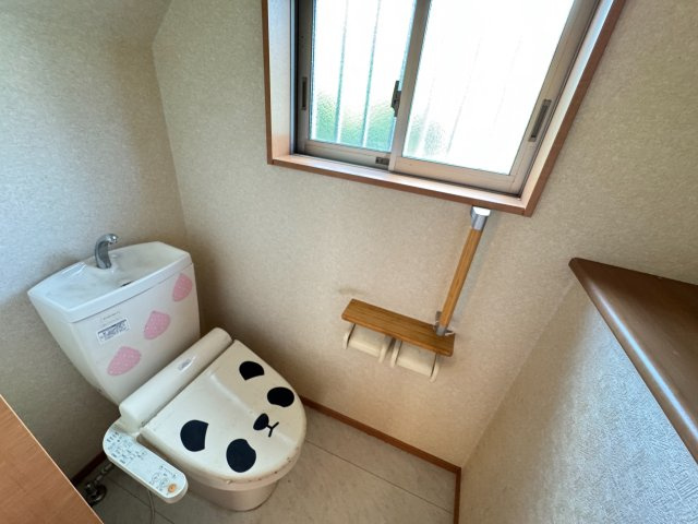 野田市上花輪　中古戸建　平成4年築のトイレ
