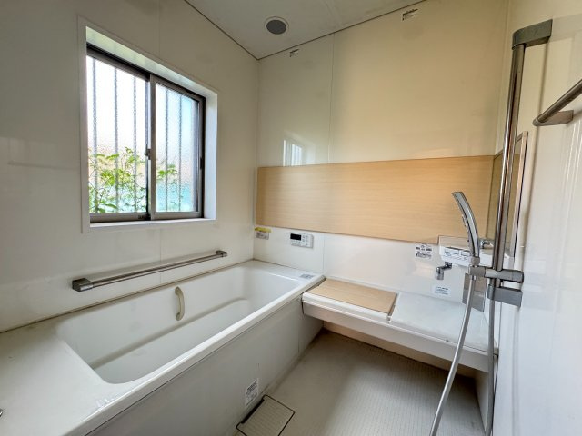 野田市上花輪　中古戸建　平成4年築の浴室