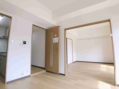 【居間・リビング】 | ハーモニアス桜本町【名古屋市賃貸・宅配ボックス】