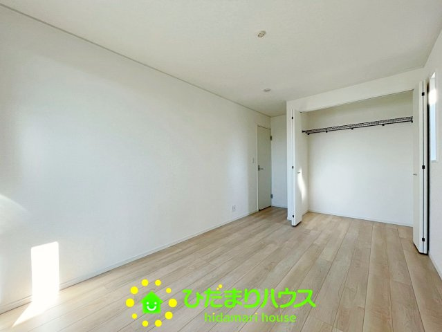 宮代町百間第８　新築一戸建て　03　クレイドルガーデンの収納