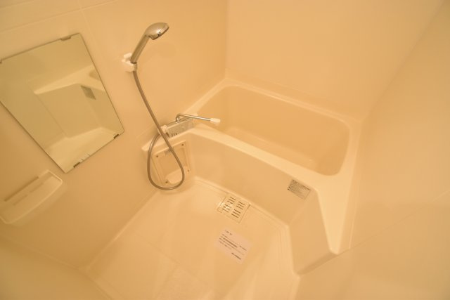 ルクレ西長堀の浴室