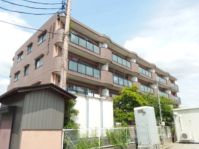 マンションリバーストーンの外観