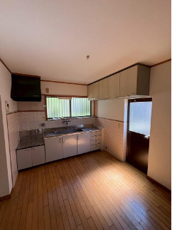 松が丘北町戸建のキッチン