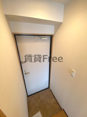 【玄関】 | クィーンライフ勝山北　仲介手数料無料