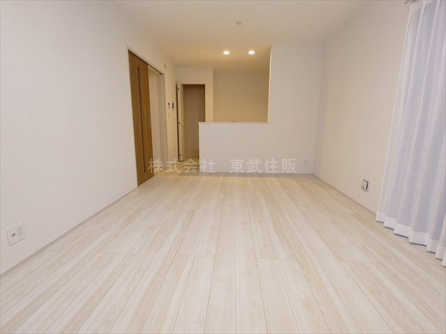 【居間・リビング】の画像