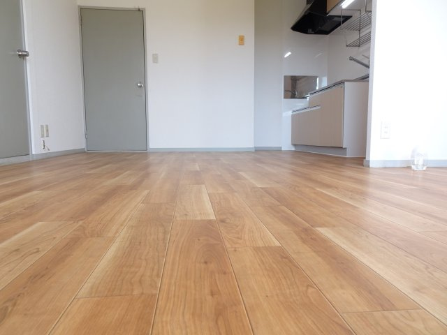 サンライフ飯田の居間・リビング